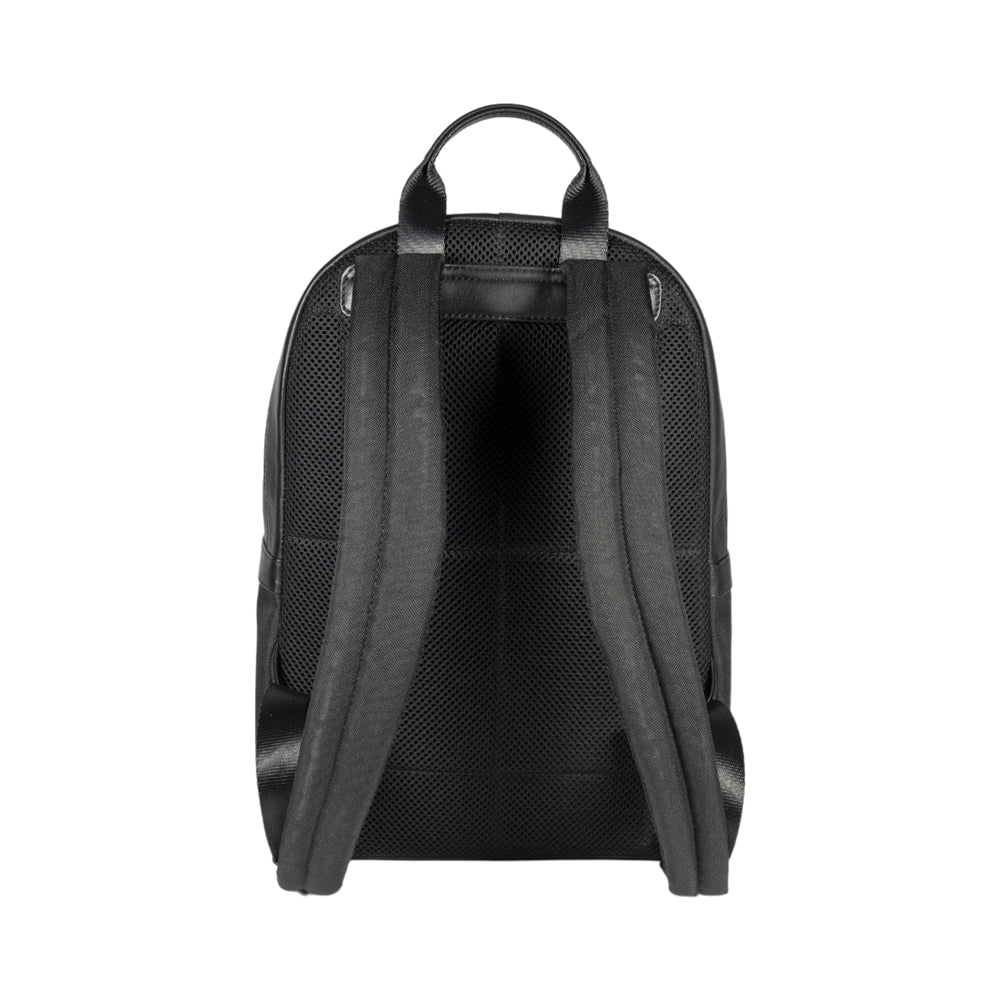 RB2001A | Netbook/Tablet Carrier Backpack in Nylon/Vera Leather, with light grain. Zipper closure and adjustable shoulder straps - Black color - Dimensions: 27 x 38 x 14 cm. Packaging: Non-Woven Fabric Bag